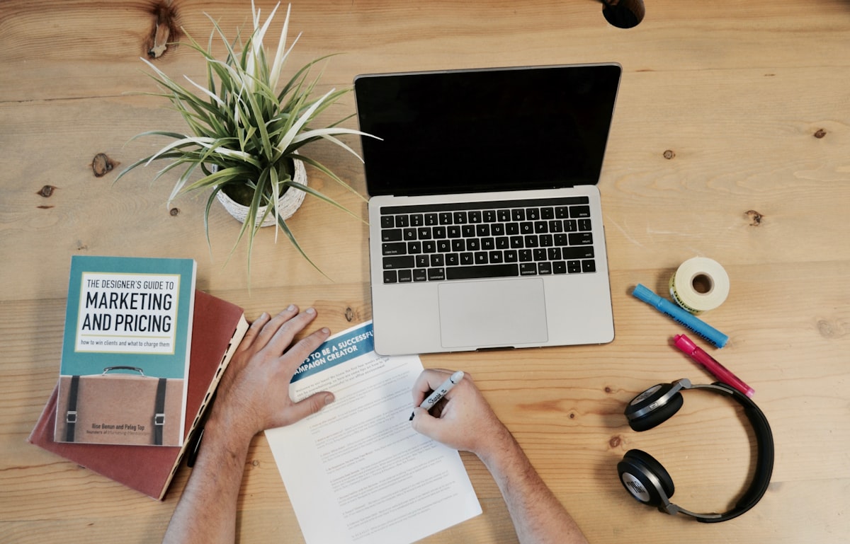 Social campaign planning